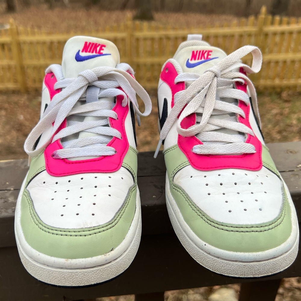 Nike Big Girls Court Borough Low Recraft Sneakers - Size 5.5 Youth